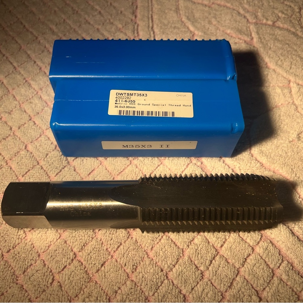 Drill America m35 x 3 High Speed Steel Plug Tap Model# DWTSMT35X3